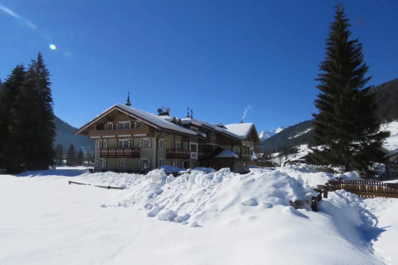 Residence Holiday ปอซซาดิฟัซซา ภายนอก รูปภาพ